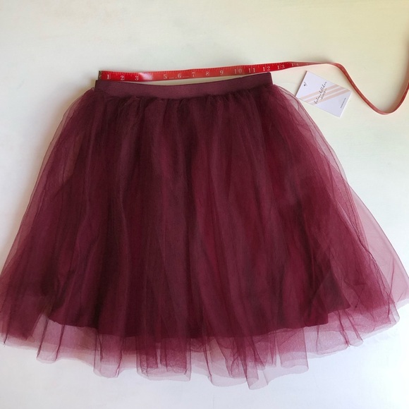 NWT Alyce Paris Burgundy Triple Tulle Mini Skirt Size Small Dark Romantic Goth - Picture 10 of 11